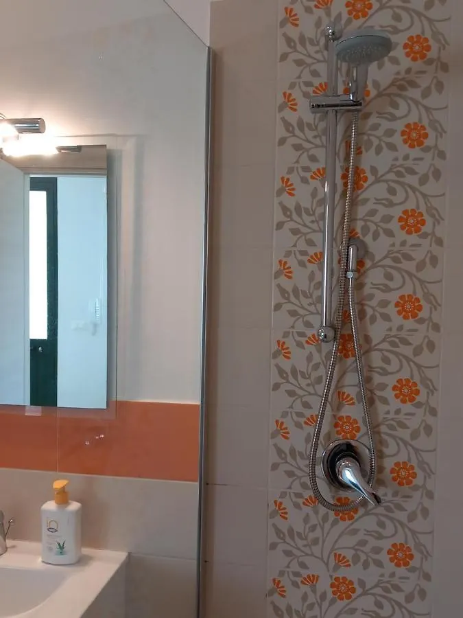 Marina'S Apartment Таормина